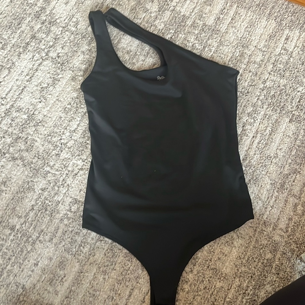 One shoulder bodysuit